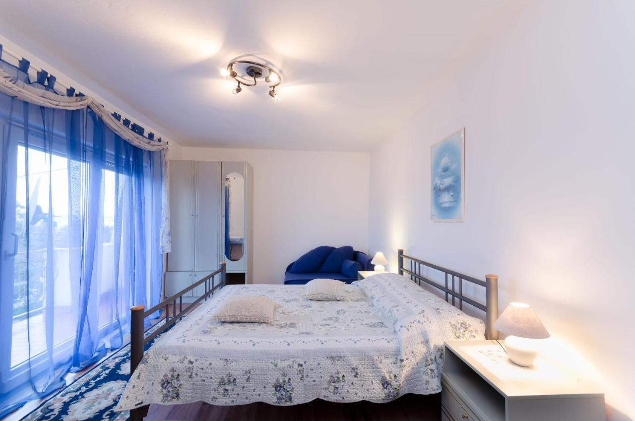 Apartments&Room Mirjana 德拉马利 外观 照片