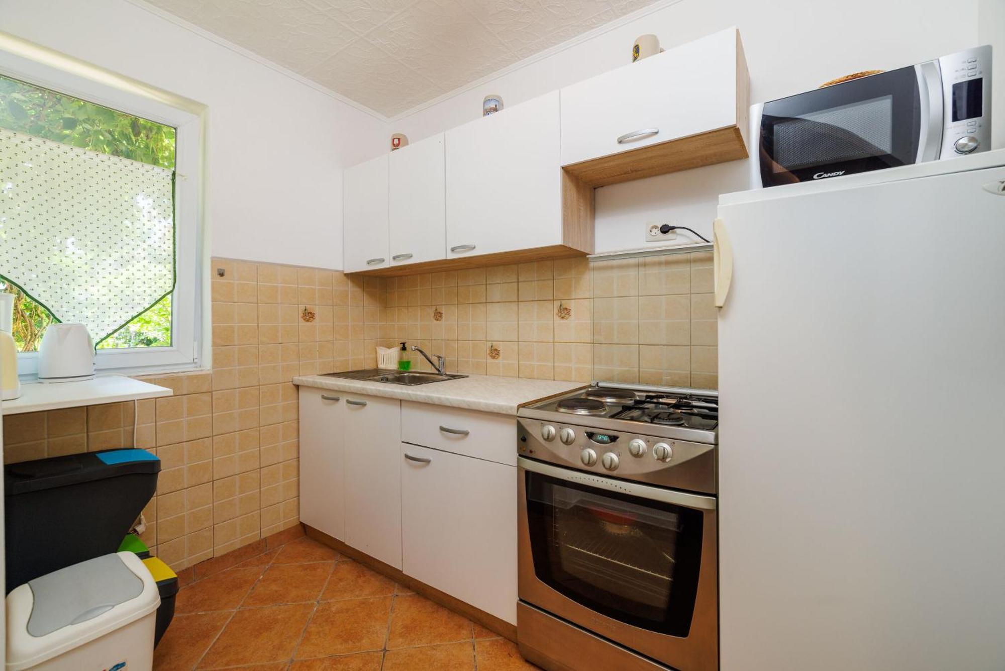 Apartments&Room Mirjana 德拉马利 外观 照片